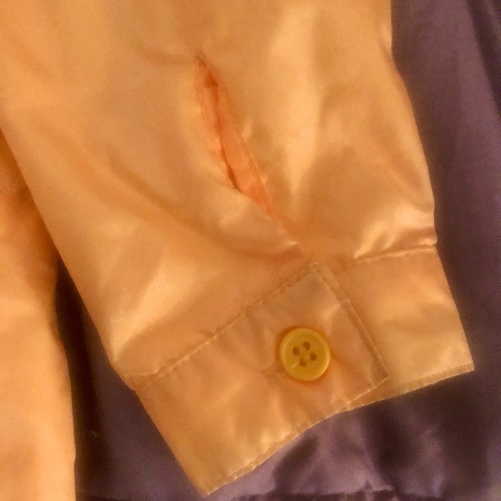 Child’s raincoat - Picture 4 of 9